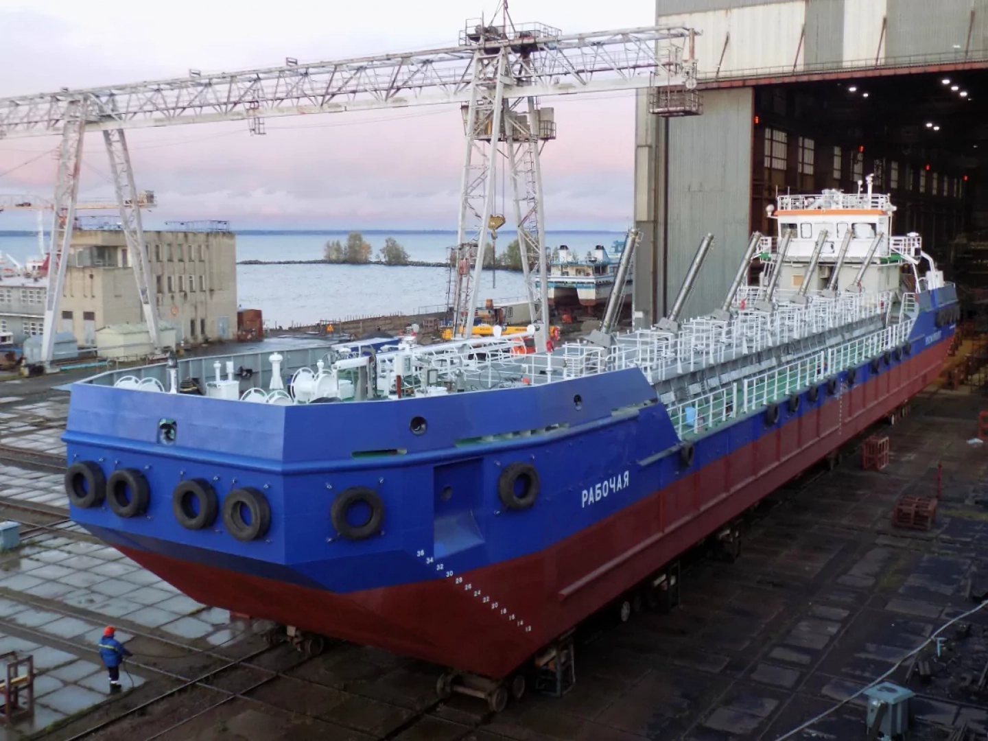 Partnership with the Onego Shipyard. Scow «Rabochaya» AKRUS ®