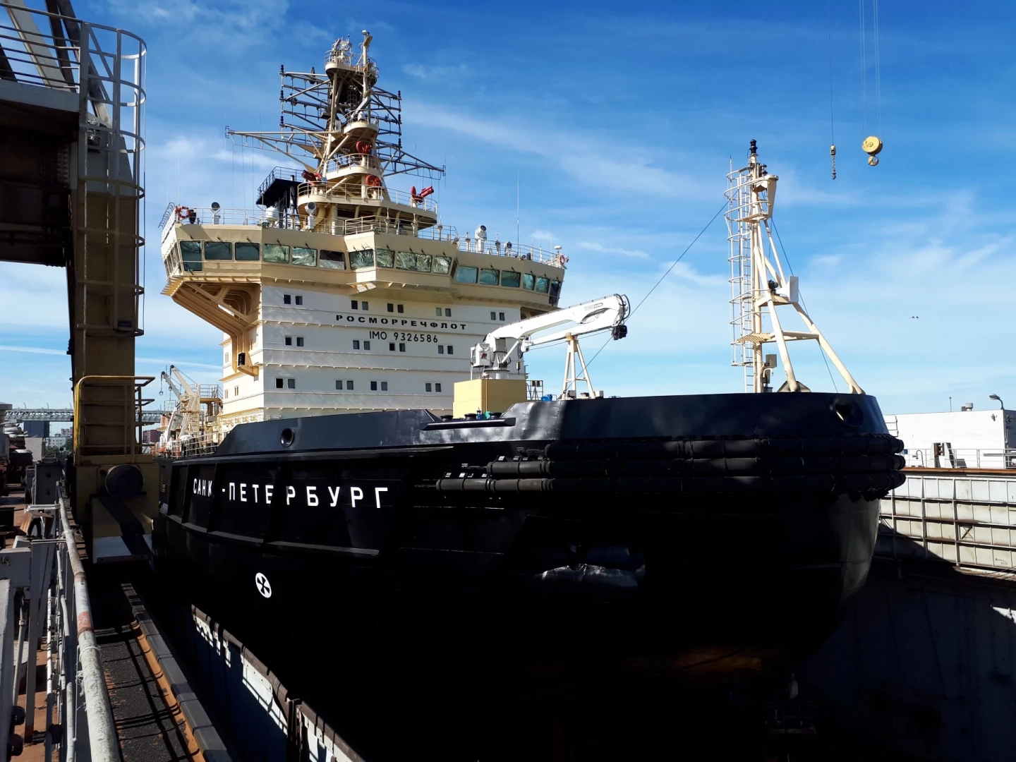 Repair of anticorrosive protection of the icebreaker «Saint Petersburg» AKRUS ®