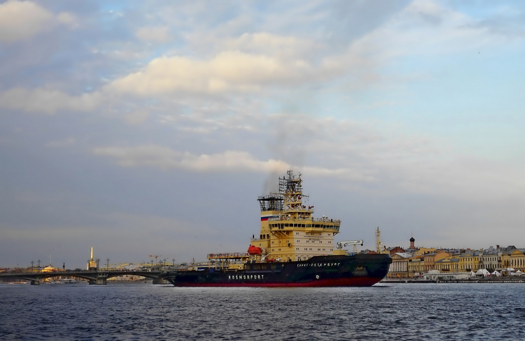 Repair of anticorrosive protection of the icebreaker «Saint Petersburg» AKRUS ®